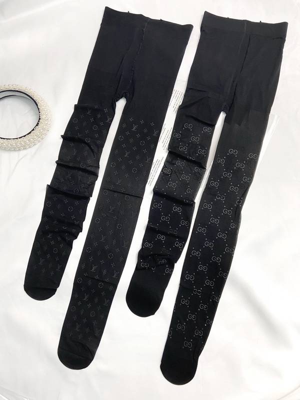 Louis Vuitton Socks LVO00005 Louis Vuitton Socks LVO00005